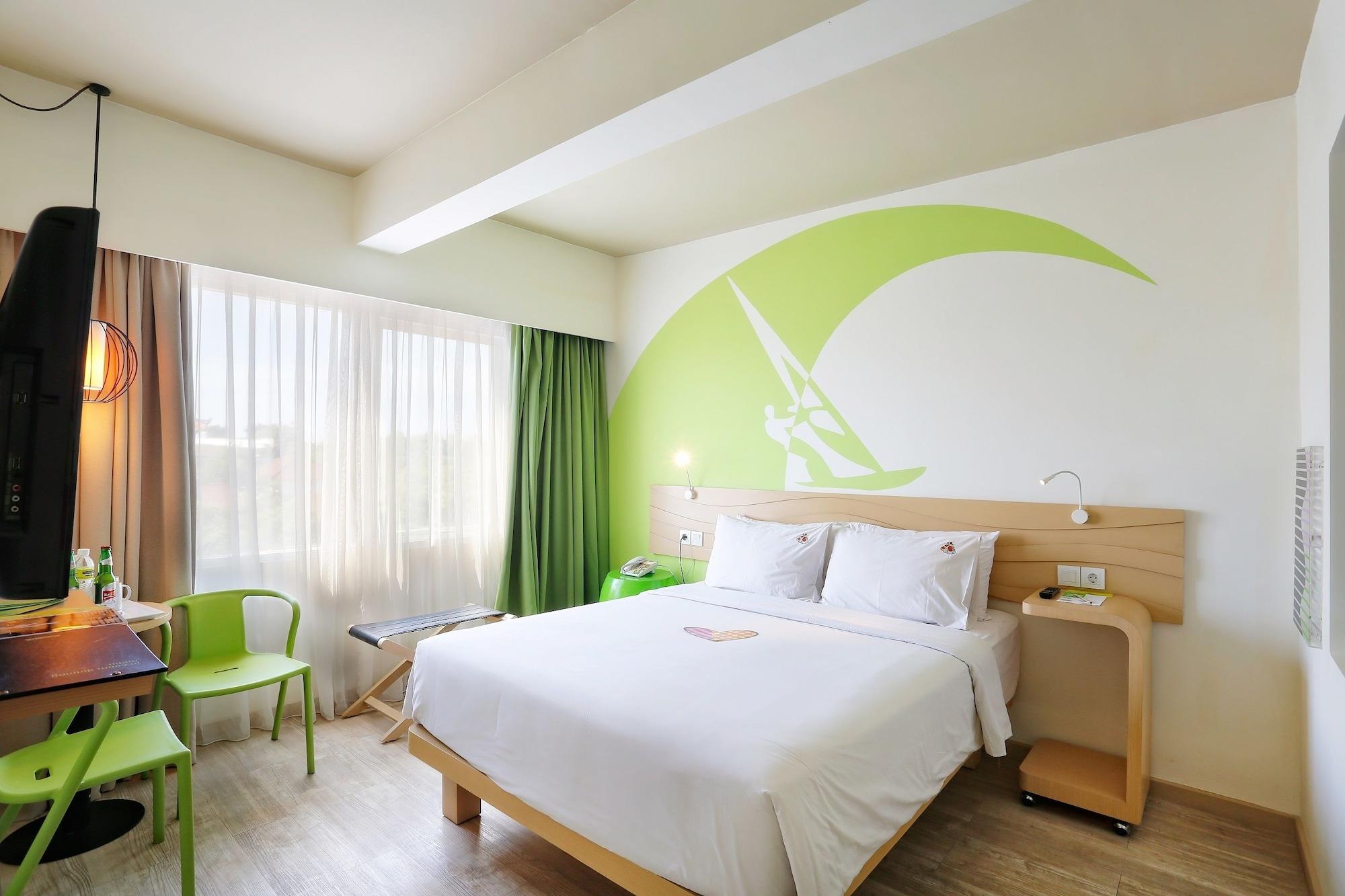 Maxonehotels At Bukit Jimbaran Exterior photo