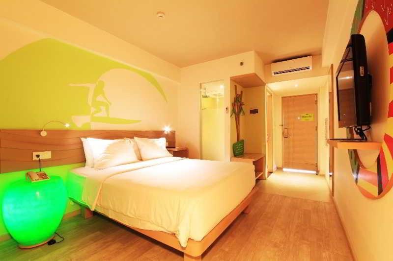 Maxonehotels At Bukit Jimbaran Room photo